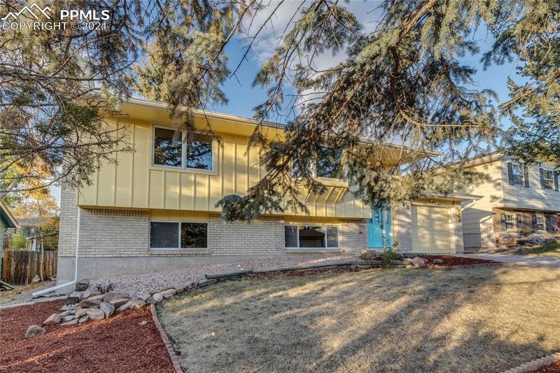 4840 Artistic Cir, Colorado Springs, CO 80917