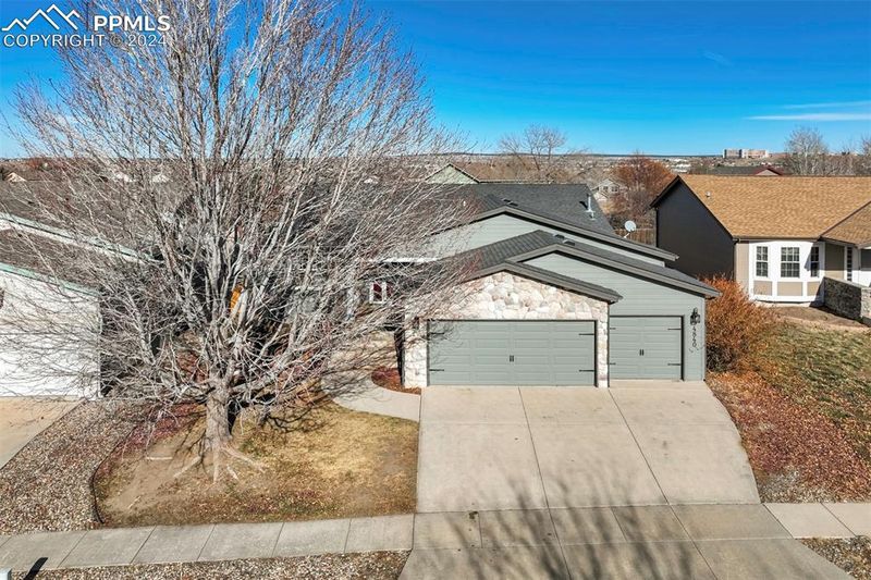 4840 Rushford Pl, Colorado Springs, CO 80923