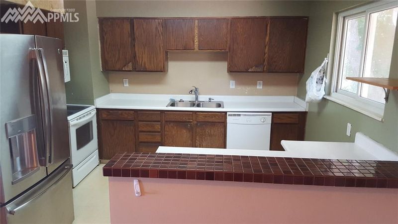 4848 S Splendid Cir, Colorado Springs, CO 80917