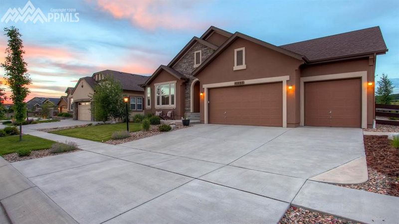 4850 Alberta Falls Way, Colorado Springs, CO 80924