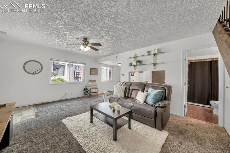 4853 Sonata Dr #B, Colorado Springs, CO 80918