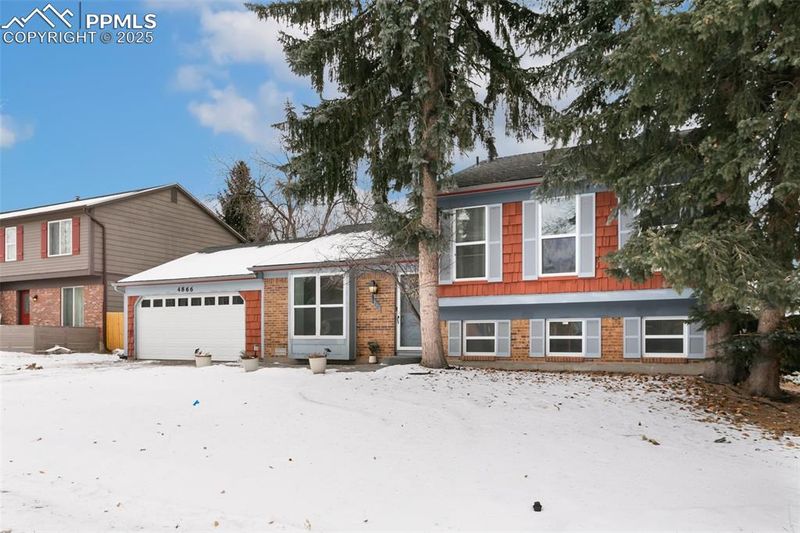 4866 S Old Brook Cir, Colorado Springs, CO 80917