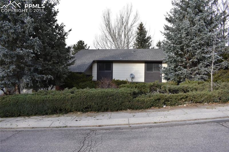 4875 Chaparral Rd, Colorado Springs, CO 80917