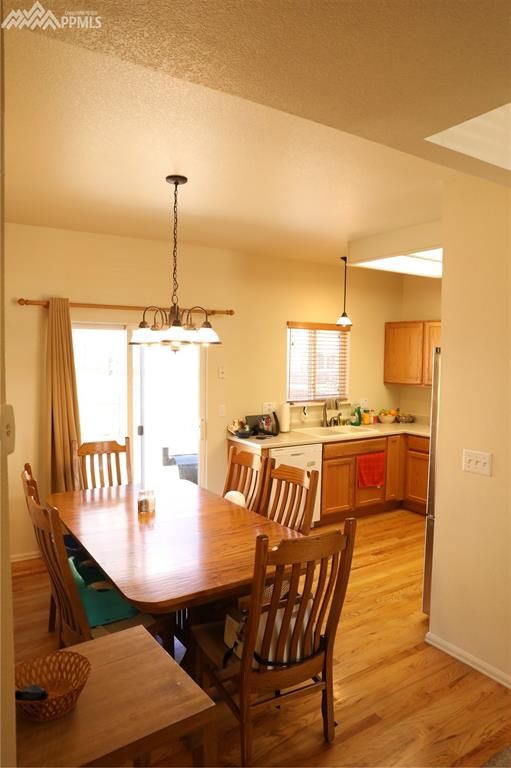 4875 Saddle Ridge Dr, Colorado Springs, CO 80922