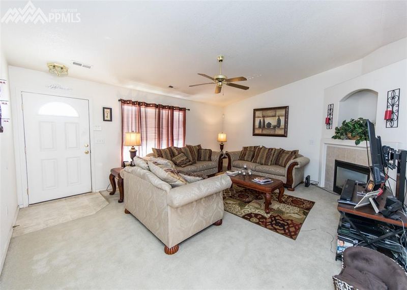 4886 Rusty Nail Point #202, Colorado Springs, CO 80916