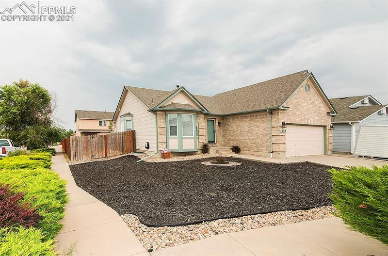 4889 Savannah Hawk Dr, Colorado Springs, CO 80916