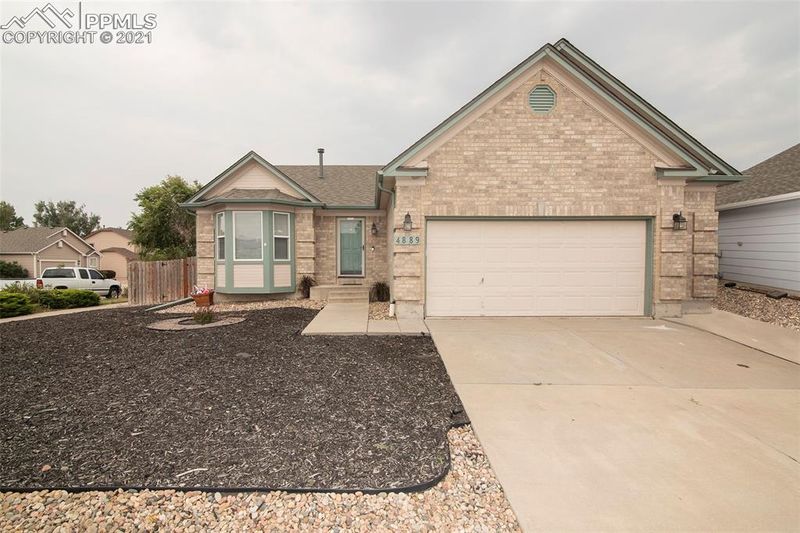 4889 Savannah Hawk Dr, Colorado Springs, CO 80916