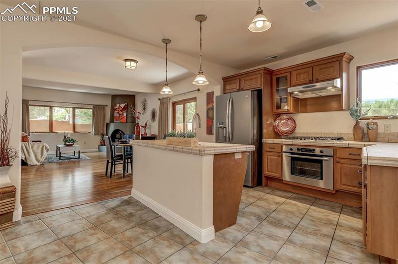 49 Crystal Park Rd, Manitou Springs, CO 80829