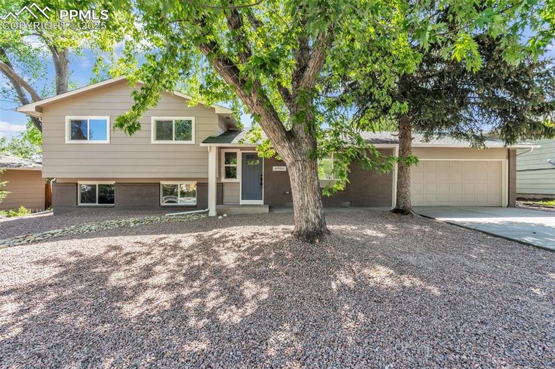 4906 Crestwood Dr, Colorado Springs, CO 80918