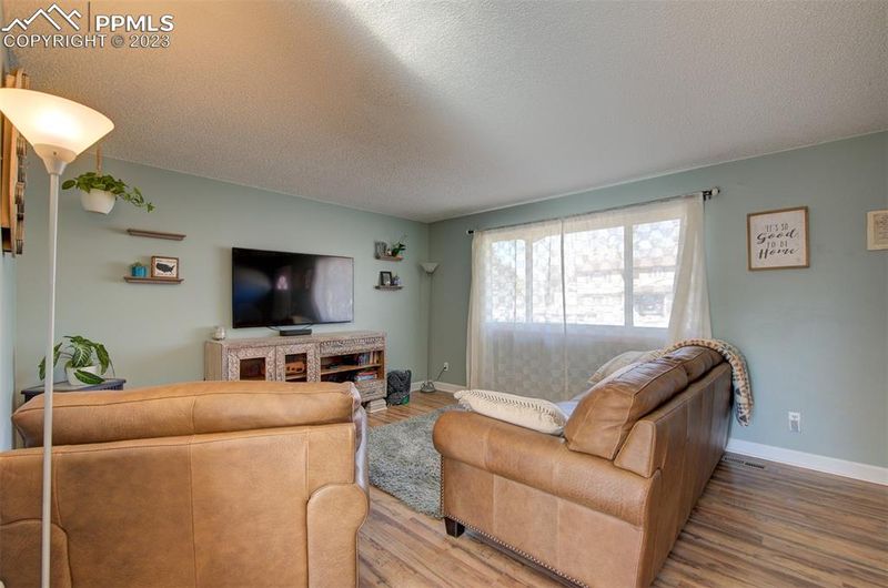 4910 S Hackamore Dr, Colorado Springs, CO 80918