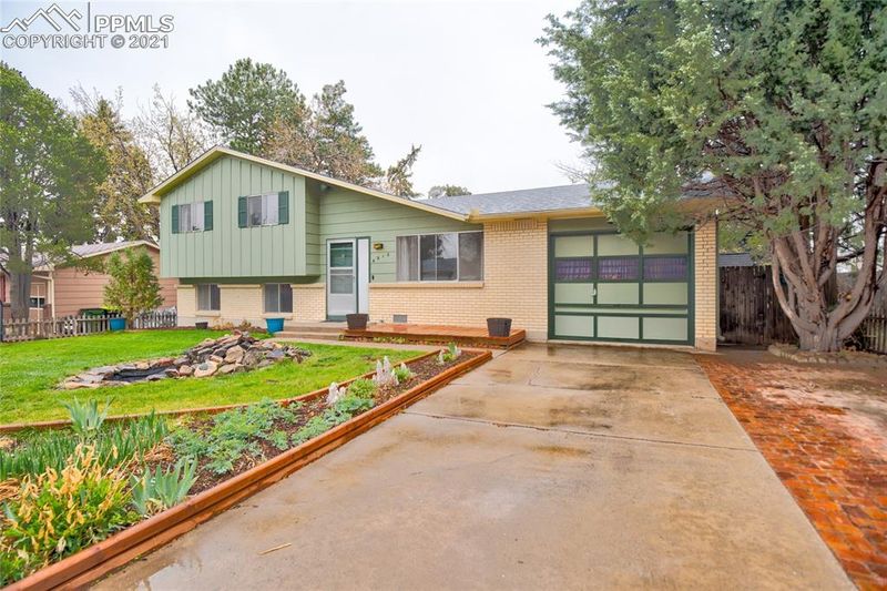 4910 Villa Cir, Colorado Springs, CO 80918