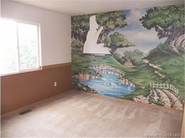 4912 Pioneer Rd, Pueblo, CO 81008