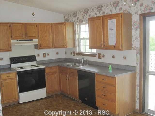 4913 S Eldon Dr, Colorado Springs, CO 80916