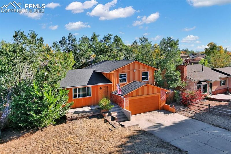 4914 Dewar Dr, Colorado Springs, CO 80916