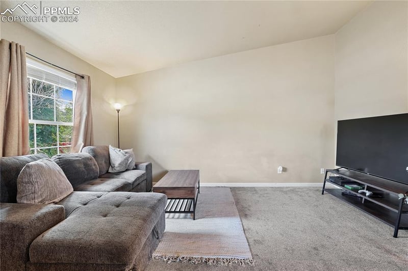 4915 Hunters Rn, Colorado Springs, CO 80911