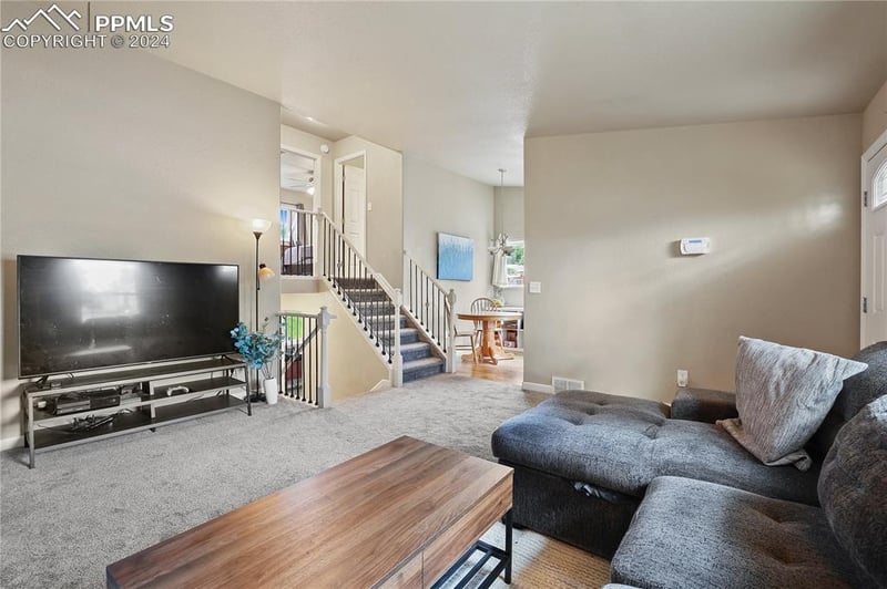 4915 Hunters Rn, Colorado Springs, CO 80911