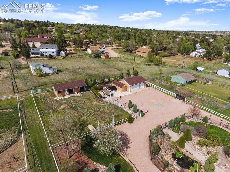 4926 Half Moon Dr, Colorado Springs, CO 80915