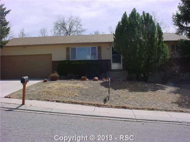 4929 N Raindrop Cir, Colorado Springs, CO 80917