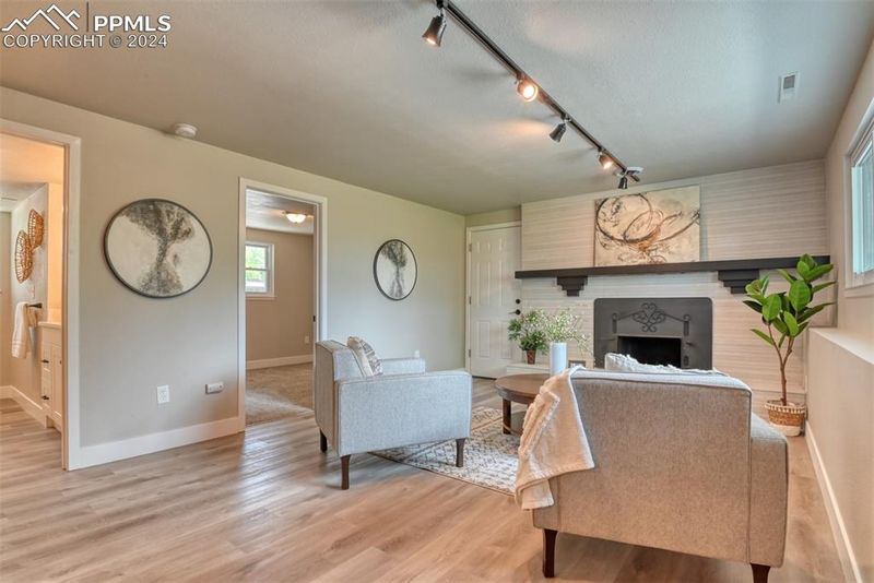 4930 Escapardo Way, Colorado Springs, CO 80917