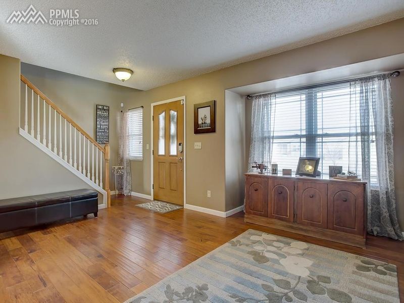 4935 Braddock Dr, Colorado Springs, CO 80920