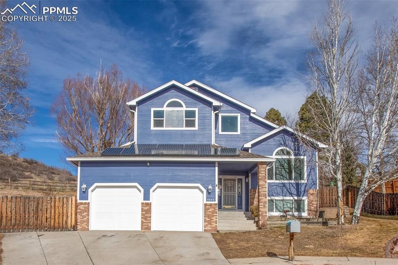 4945 Farm Ridge Pl, Colorado Springs, CO 80917