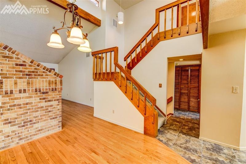 4946 Daybreak Cir, Colorado Springs, CO 80917