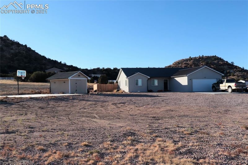 495 Twin Pines Ave, Rockvale, CO 81244