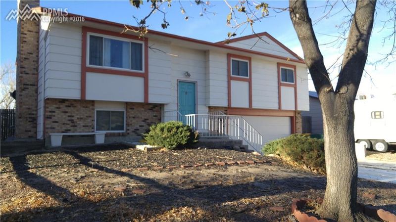 4953 Dewar Dr, Colorado Springs, CO 80916