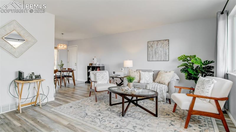 4954 Splendid Cir, Colorado Springs, CO 80917