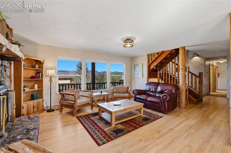 4955 Diamond Dr, Colorado Springs, CO 80918