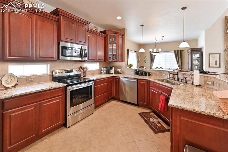 496 Twilight Mountain Vw, Colorado Springs, CO 80921