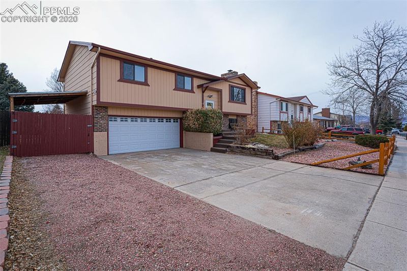 4961 Dewar Dr, Colorado Springs, CO 80916