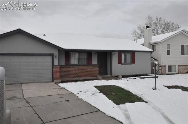 4965 Dover Dr, Colorado Springs, CO 80916