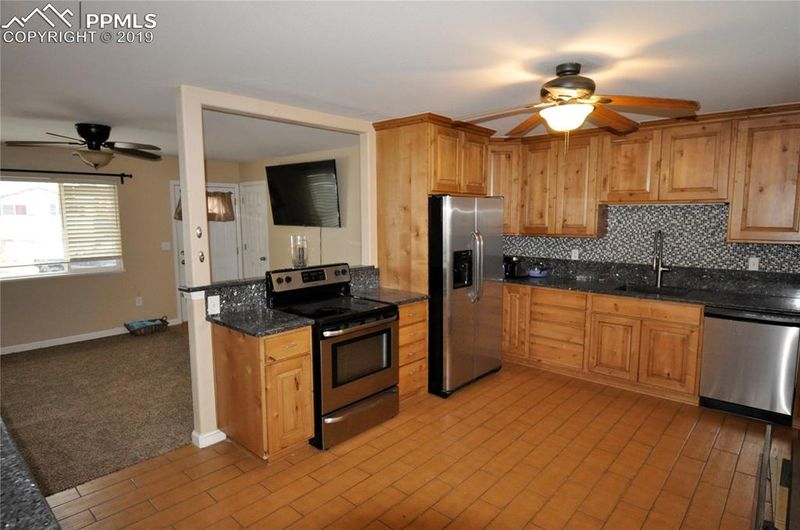4970 N Splendid Cir, Colorado Springs, CO 80917