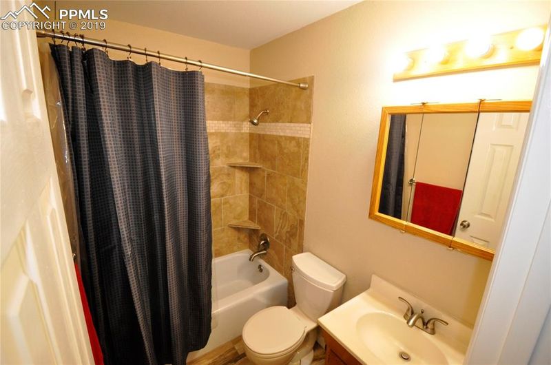 4970 N Splendid Cir, Colorado Springs, CO 80917