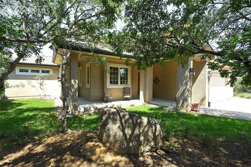 4980 Broadmoor Bluffs Dr, Colorado Springs, CO 80906
