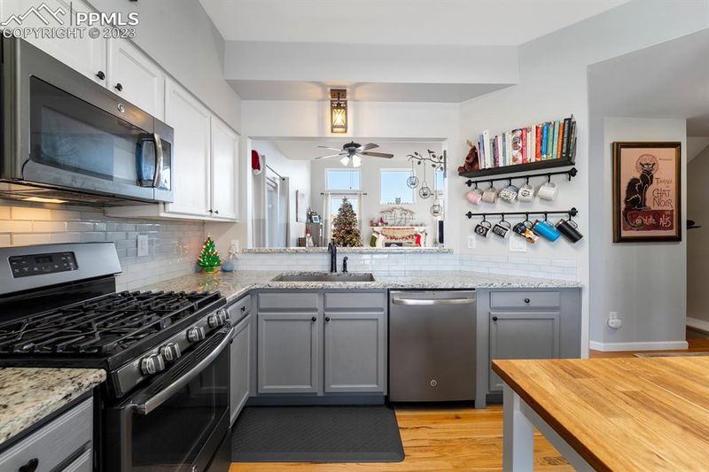 4980 Dry Stone Dr, Colorado Springs, CO 80923