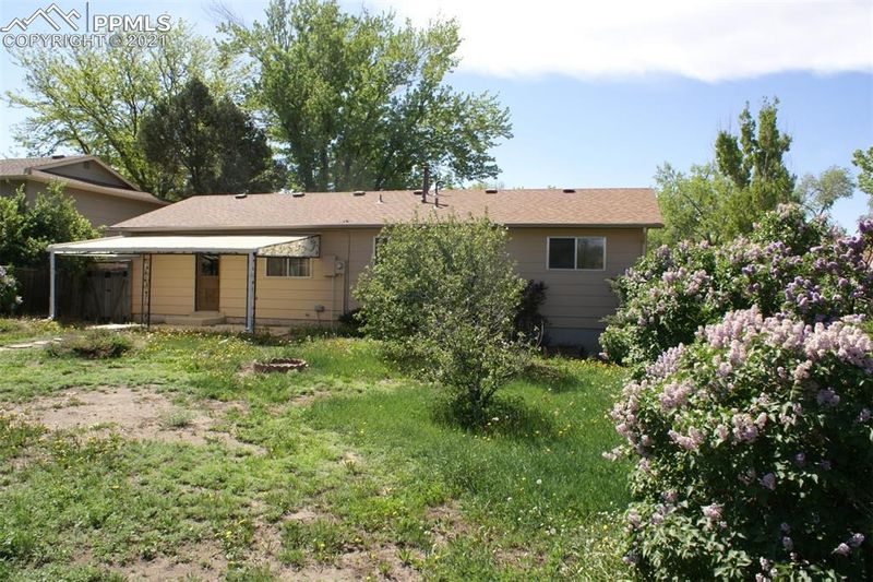 4980 N Splitrail Dr, Colorado Springs, CO 80917