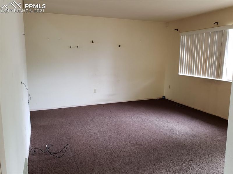 4980 N Splitrail Dr, Colorado Springs, CO 80917