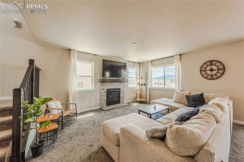 4988 Wolf Moon Dr, Colorado Springs, CO 80911