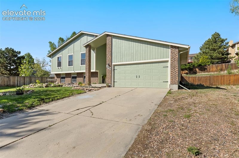 4990 Wood Brook Ct, Colorado Springs, CO 80917