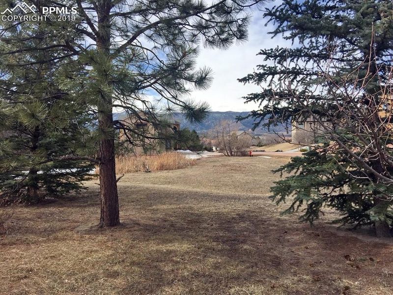 5 Rangely Dr, Colorado Springs, CO 80921