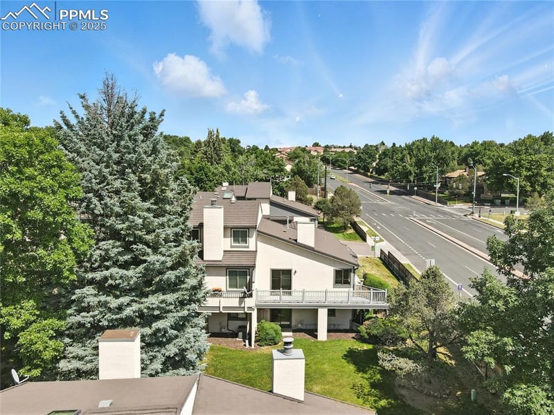 5002 Barnes Rd, Colorado Springs, CO 80917