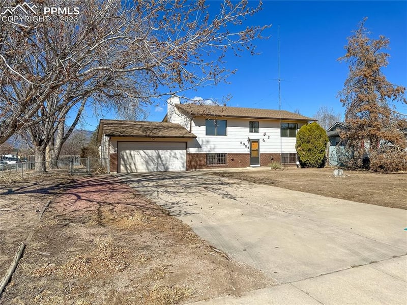 5004 Old Fountain Blvd, Colorado Springs, CO 80916