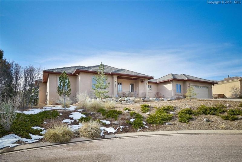 5004 Stonehill Rd, Colorado Springs, CO 80918