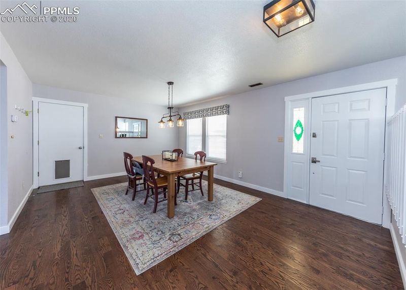 5014 Old Mill Rd, Colorado Springs, CO 80917