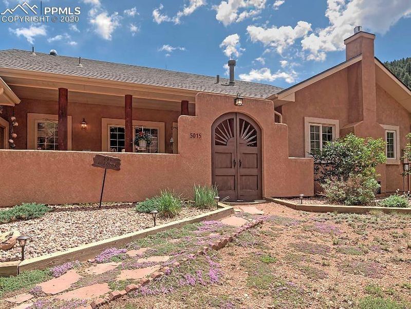 5015 Neeper Valley Rd, Manitou Springs, CO 80829
