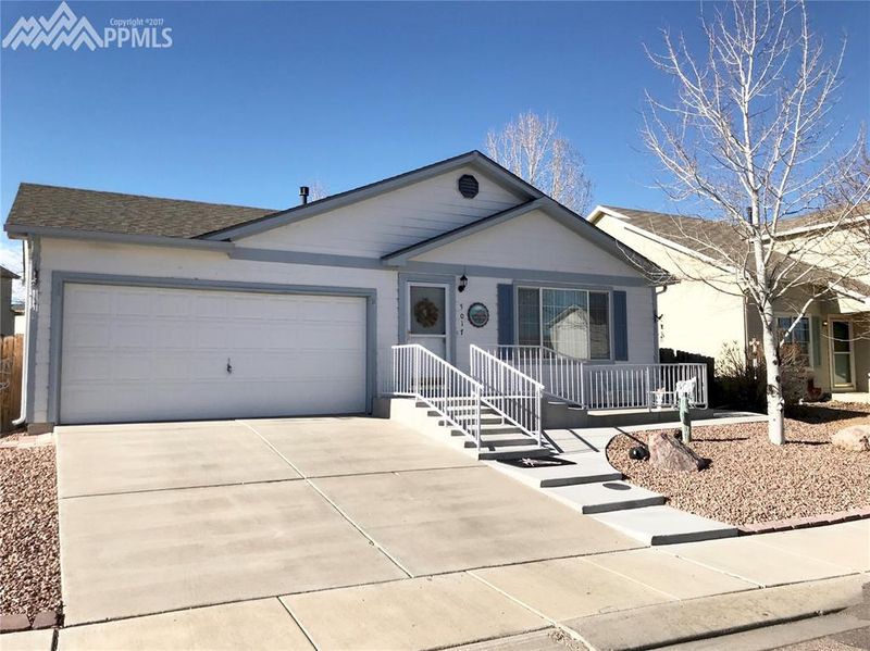 5017 Landmark Rd, Pueblo, CO 81008