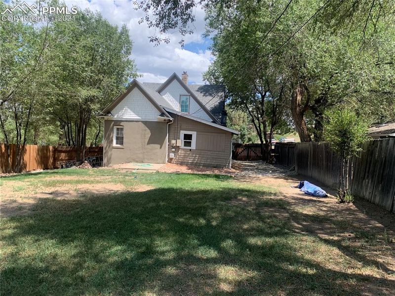 502 S 10th St, Colorado Springs, CO 80905