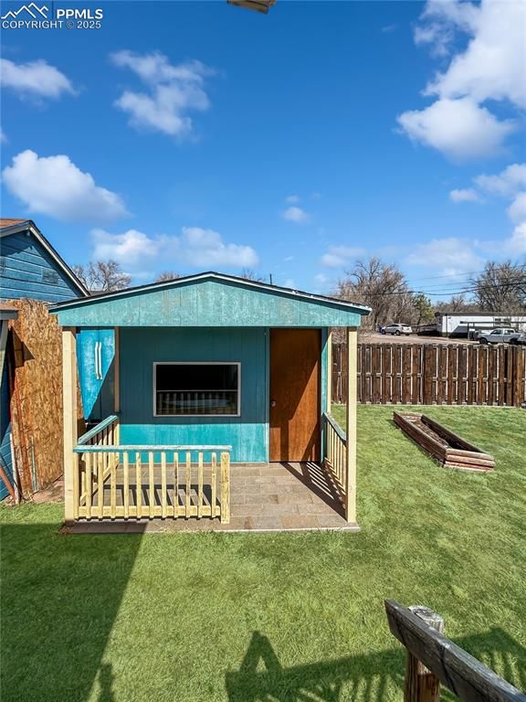502 Crest Dr, Fountain, CO 80817